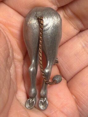 Horse Behind Brooch with Threaded Tail JJ Vintage Figural 2"